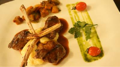 ร้านอาหาร D'vine Wine Bar & Tapas Crystal Park