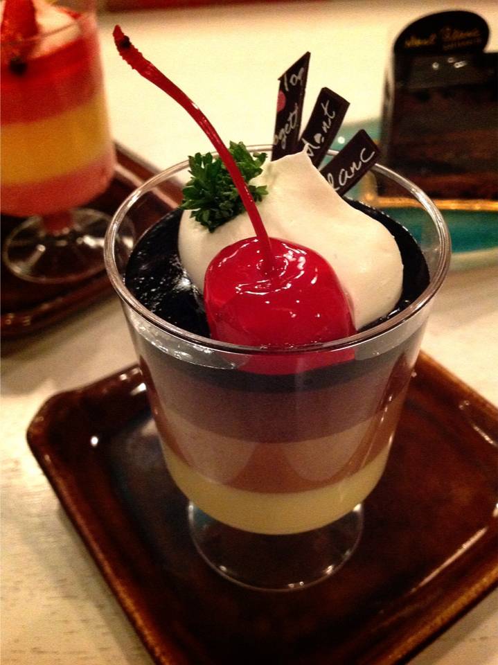Mont Blanc Sweetcafe ที่ ร้านอาหาร Mont Blanc Sweet Cafe' สาขา 1 (นิมมานเหมินท์ 2)