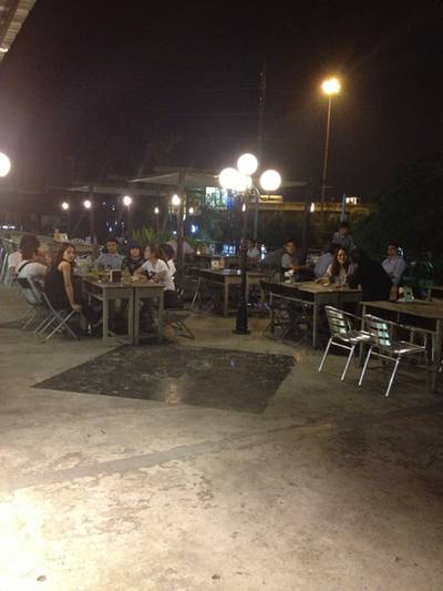 ร้านอาหาร Sit & Sip: Beer Chilling