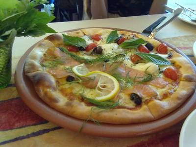 ร้านอาหาร Maria Pizzeria & Restaurant
