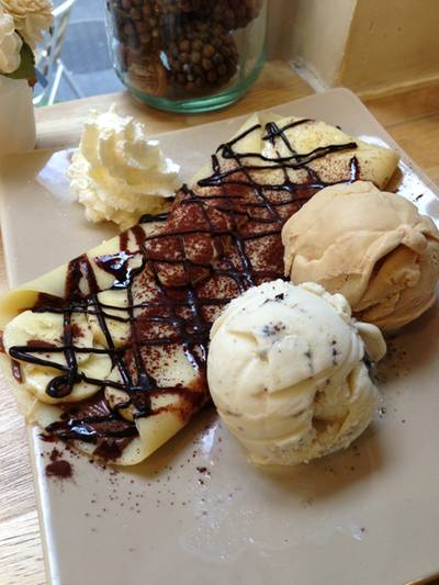 Banana Nutella Crepe +
ice cream ที่ ร้านอาหาร Me&Ice Cream Homemade