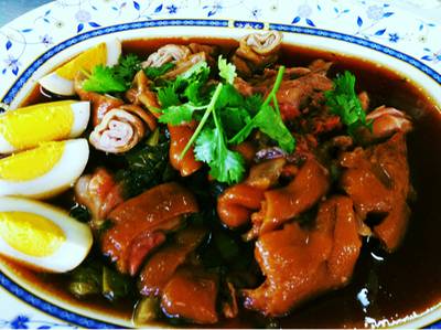 ร้านอาหาร ขาหมูเมืองทอง