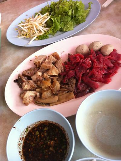 ร้านอาหาร ก๋วยเตี๋ยวเนื้อรามอินทรา