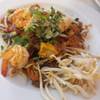 หอยทอดทะเลนี่ก็อร่อย ที่ ร้านอาหาร ร้านเจ๊ณี หอยทอด ผัดไท
