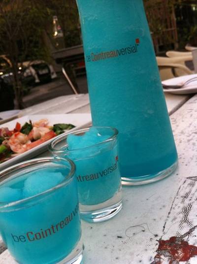 แย่งผู้หญิงกินนี่อร่อยแท้ ที่ ร้านอาหาร SOMETHIN'ELSE