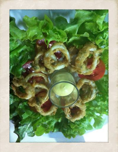 ปลาหมึกชุปแป้งทอด ที่ ร้านอาหาร Baan Ramida