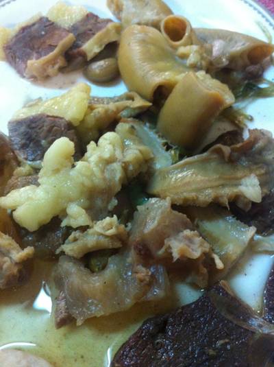 ร้านอาหาร เกาเหลาเนื้อหม้อไฟ