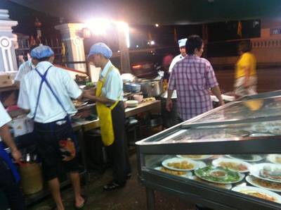 ร้านอาหาร ข้าวต้มบวร