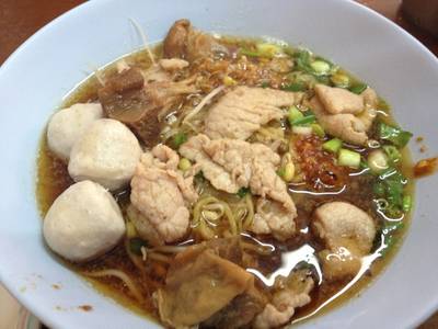 ร้านอาหาร เพ็ญพริกเผ็ด