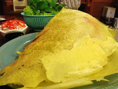ร้านอาหาร แหนมเนืองลับแล