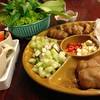 ร้านอาหาร แหนมเนืองลับแล