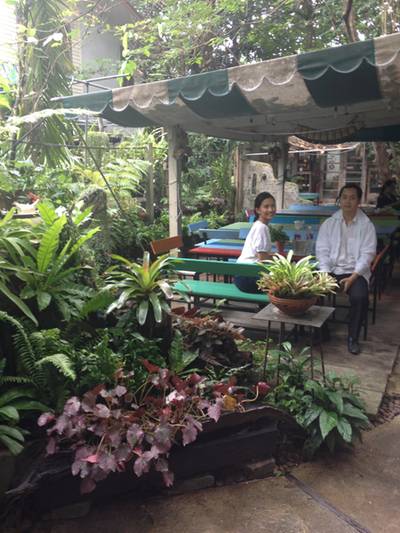 ร้านอาหาร บ้านสวนหนองแค