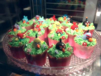 Cupcake Angry Bird ที่ ร้านอาหาร Ozio By Maprang