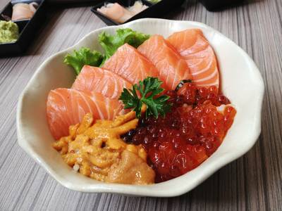 ร้านอาหาร Sakana Sushi & Sashimi