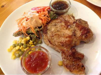 ร้านอาหาร Dairy Home(แดรี่ โฮม) ร้านอาหาร Dairy Home(แดรี่ โฮม)