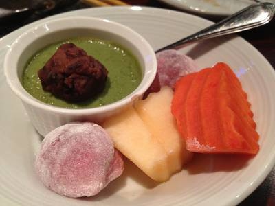 ปิดท้ายด้วยผลไม้ ที่ ร้านอาหาร SHUNNOMAI (ชุนโนะไม) ทองหล่อ 10