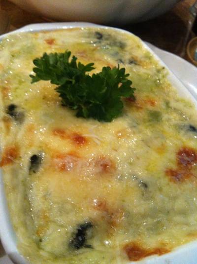 ผักโขมอบชีส ที่ ร้านอาหาร Buttercup