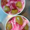 ขนมปังเย็น มีกล้วยไข่เชื่อมเป็นท็อปปิ้ง ที่ ร้านอาหาร ร้านไอศครีมนวมินทร์