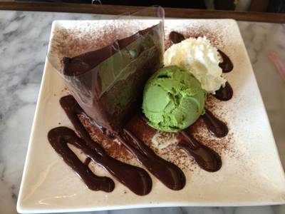 ร้านอาหาร iberry Cafe Avenue รัชโยธิน