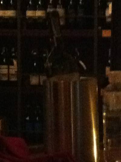 ร้านอาหาร Divine Wine Bar & Tapas