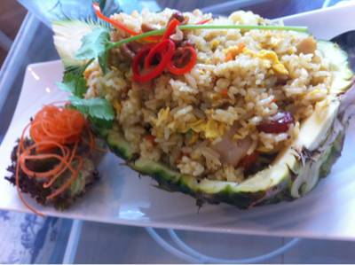 ข้าวอบสัปปะรด ที่ ร้านอาหาร Chlorophyll ข้าวอบสัปปะรด ที่ ร้านอาหาร Chlorophyll