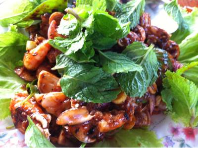 ร้านอาหาร ริมน้ำ