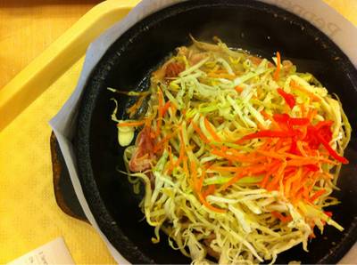 yakisoba ก่อนผัด ที่ ร้านอาหาร Pepper Lunch Chamchuree Square yakisoba ก่อนผัด ที่ ร้านอาหาร Pepper Lunch Chamchuree Square