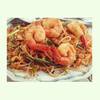 ผัดไทยร้านป้าหวานกุ้งตัวใหญ่จัดเต็ม ที่ ร้านอาหาร ป้าหวาน