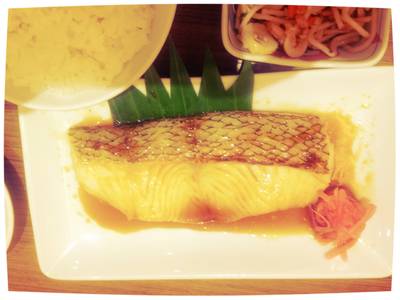 ปลาหิมะนึ่งซีอิ้ว ที่ ร้านอาหาร Zen Central ลาดพร้าว