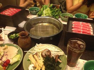 ร้านอาหาร Mo Mo Paradise CDC