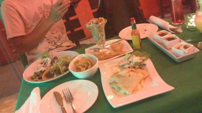 ร้านอาหาร Tacos & Salsa