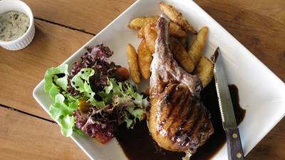 Stuffed Pork Chop Mustard Sauce ที่ ร้านอาหาร Mellow Crystal Park