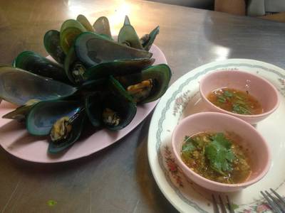 ร้านอาหาร หอยแครงลวก ซอยเท็กซัส