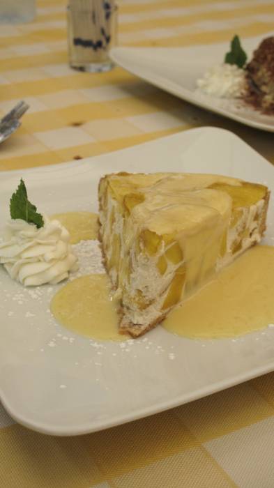 mango cake ที่ ร้านอาหาร Pizzeria Limoncello