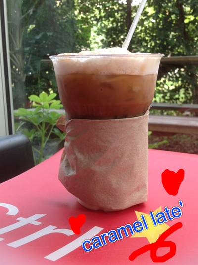 แก้วนี้ของเรา หอมหวานน่ากิน^^ ที่ ร้านอาหาร ร้านกาแฟ นอกชาน