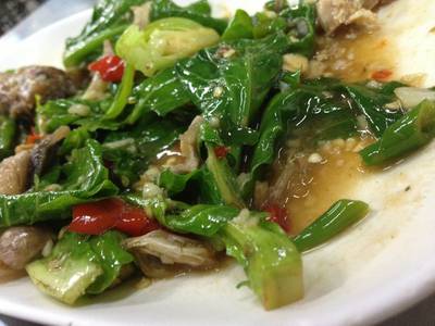 ร้านอาหาร ซ้งเป็ดพะโล้ สี่แยกวังหิน