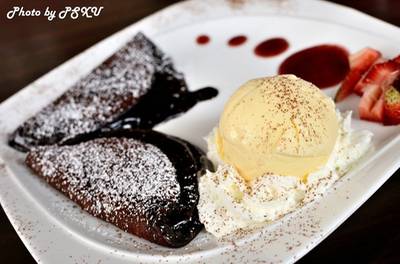 Angel & Demon 180 บาท ที่ ร้านอาหาร Pancake Cafe The Circle