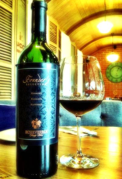 Good place, great wine. ที่ ร้านอาหาร Wine Fusion Good place, great wine. ที่ ร้านอาหาร Wine Fusion