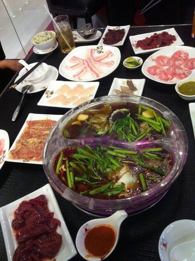 ของสดพร้อม แต่น้ำยังไม่เดือดจ้า ที่ ร้านอาหาร Crystal Jacky Restaurant