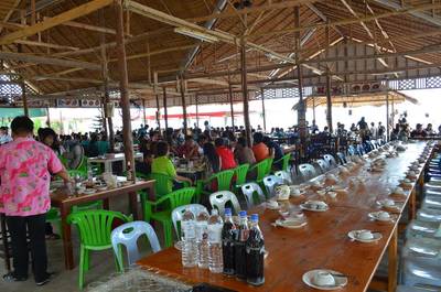 บรรยากาศร้าน ที่ ร้านอาหาร ปลาทู