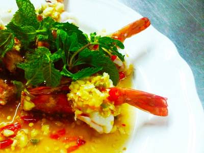 กุ้งมะนาวจานโปรด :)' ที่ ร้านอาหาร ไฟกลมธนา กุ้งมะนาวจานโปรด :)' ที่ ร้านอาหาร ไฟกลมธนา