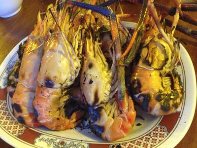 ร้านอาหาร ร้านกุ้งเป็น (เจ้เน้ยกุ้งเป็น)