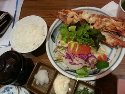 ร้านอาหาร Zen Central ปิ่นเกล้า