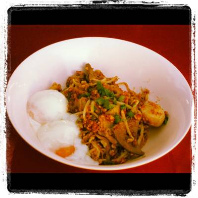 ต้มยำแห้งไข่คู่ ซี๊ดดดดดด ที่ ร้านอาหาร โกบู้รสซิ่ง นวมินทร์ 74 ต้มยำแห้งไข่คู่ ซี๊ดดดดดด ที่ ร้านอาหาร โกบู้รสซิ่ง นวมินทร์ 74