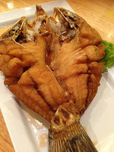 ร้านอาหาร แหลมเจริญ ซีฟู้ด Paradise Park