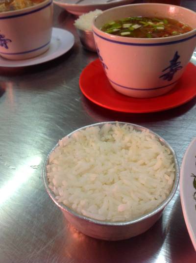 ร้านอาหาร พ่อครัวเถื่อน ยอดนักตุ๋น