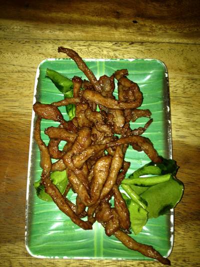 หมูแดดเดียว (รสชาติหวาน) ที่ ร้านอาหาร ลาบเป็ดเมืองยศสุนทร หมูแดดเดียว (รสชาติหวาน) ที่ ร้านอาหาร ลาบเป็ดเมืองยศสุนทร