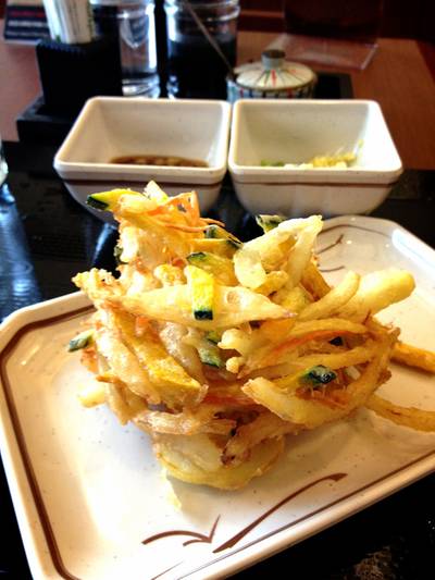 เทมปุระผักรวมทอด ชิ้นละ 29 บาท ที่ ร้านอาหาร Marugame Seimen (มารุกาเมะ เซเมง) Future Park Rangsit