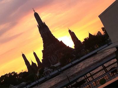 สวยมาก ที่ ร้านอาหาร The Deck by the River