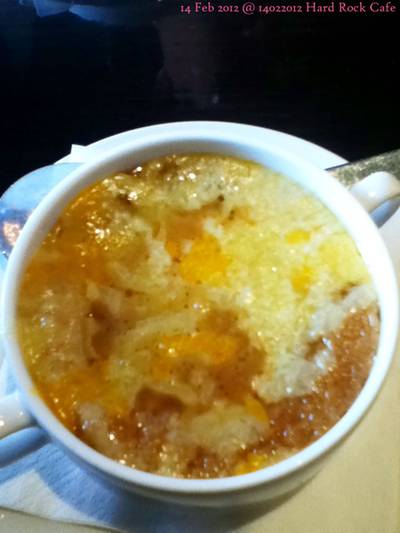 onion soup ที่ ร้านอาหาร Hard Rock Cafe Bangkok